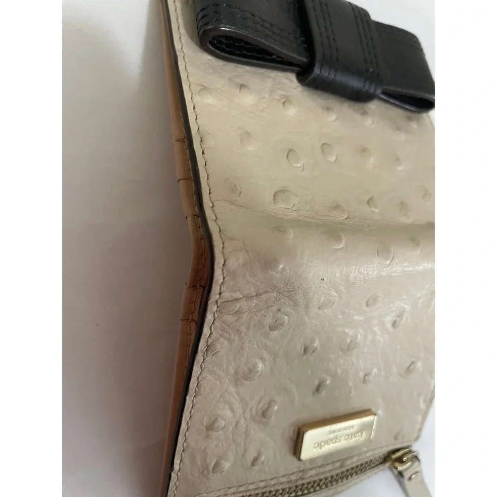 Kate Spade Ostrich Embossed Leather Bifold Wallet Beige Black Bow Detail‎ #645